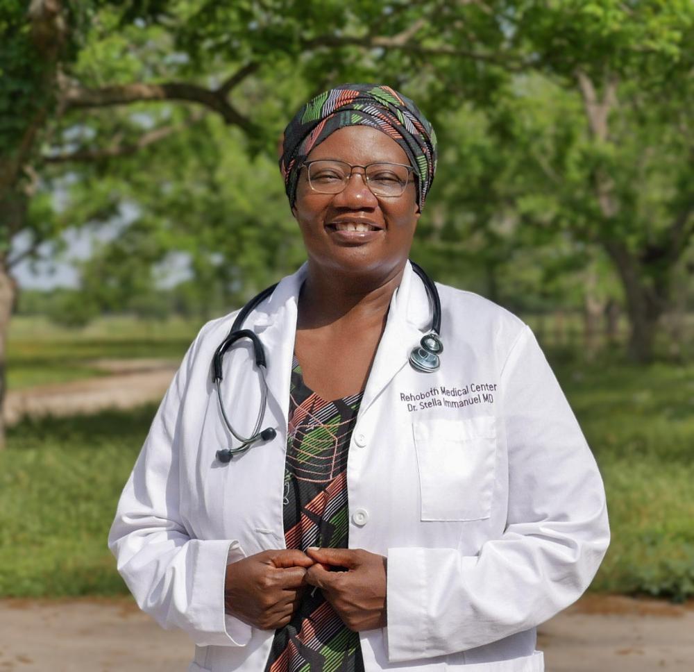 Dr Stella hero